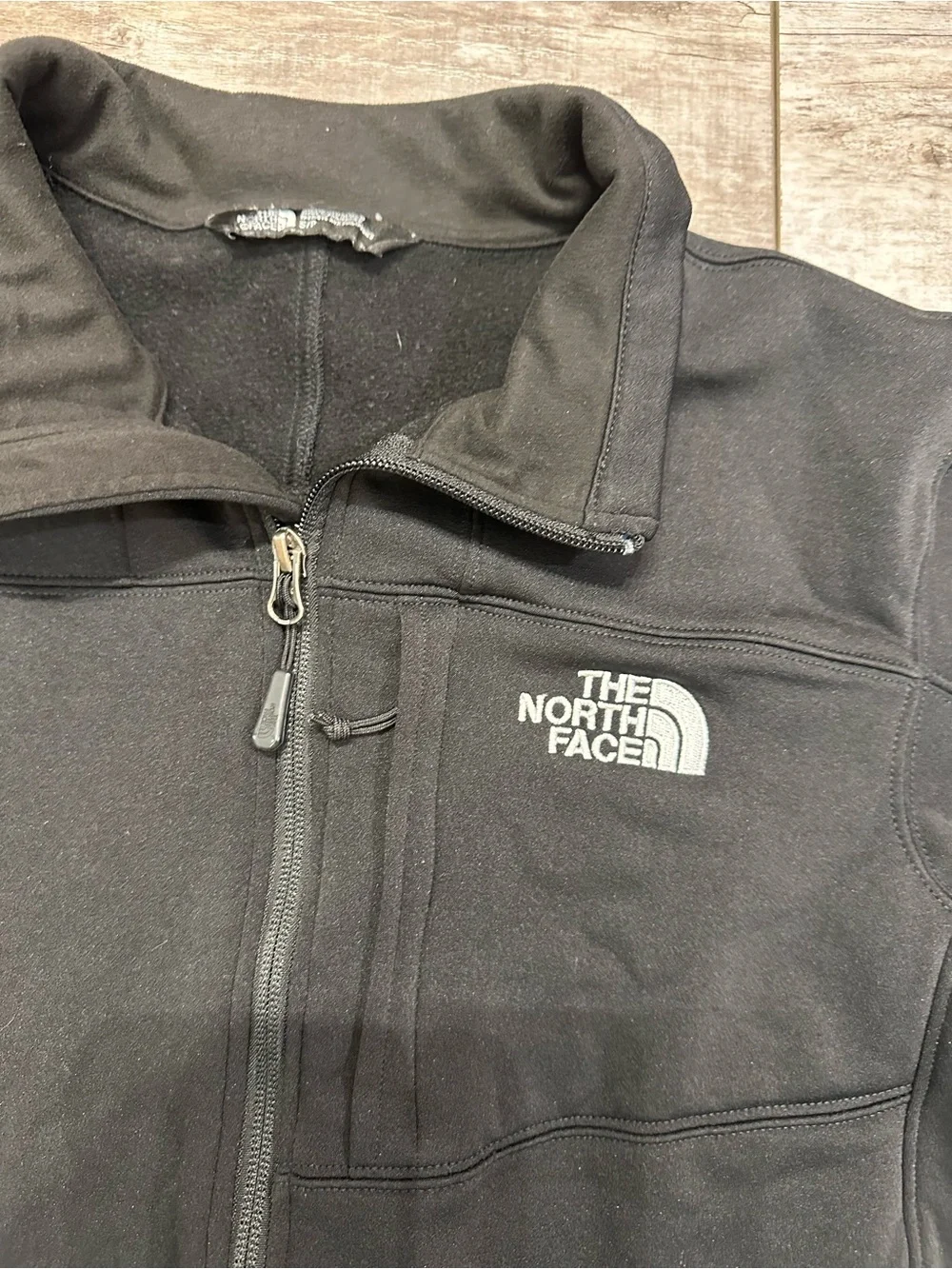 The North Face Men's Black Full-Zip Jacket